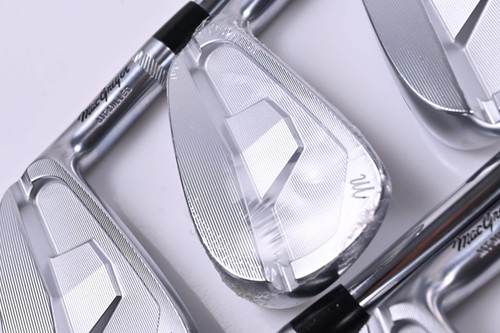 Macgregor milled irons - irons, /