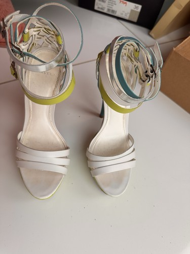Carvela women shoes size - women's, 3