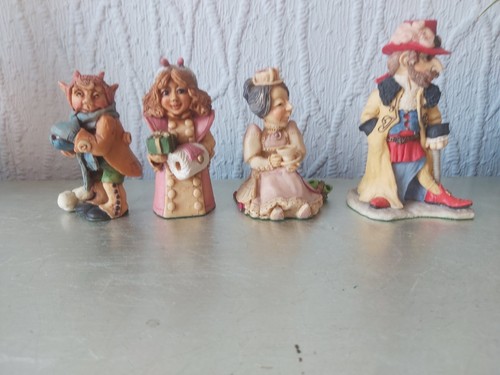 Vintage hap henriksen figures - vintage,