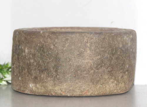 Antique sand stone round curry - antique,