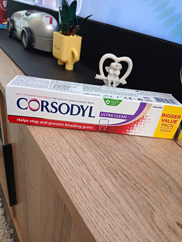 Corsodyl ultra clean fluoride - corsodyl,