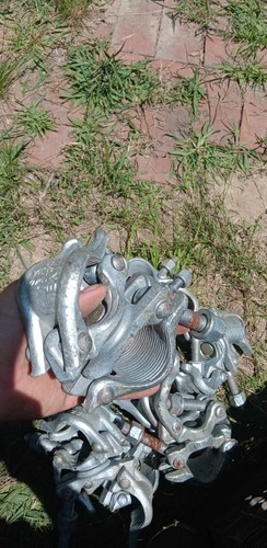 Swiveling scaffolding - 13,
