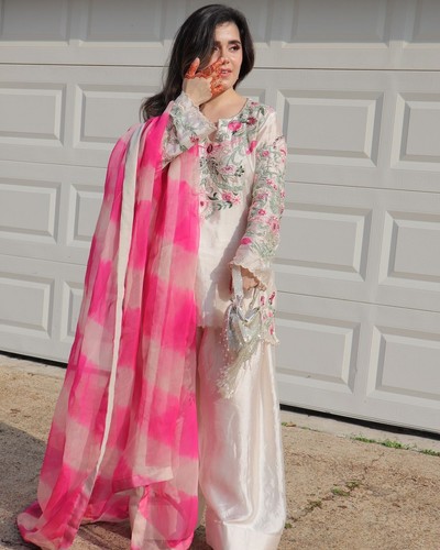 Indian salwar kameez - kameez, pakistani