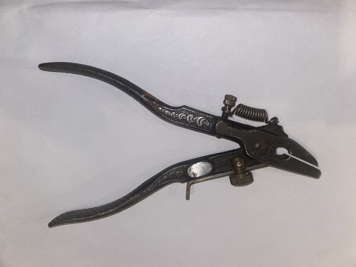 Vintage ornate saw - ornate, tooth
