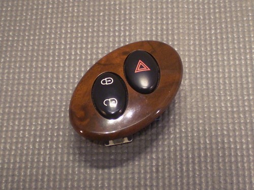 Mgzt rover centre - centre, console