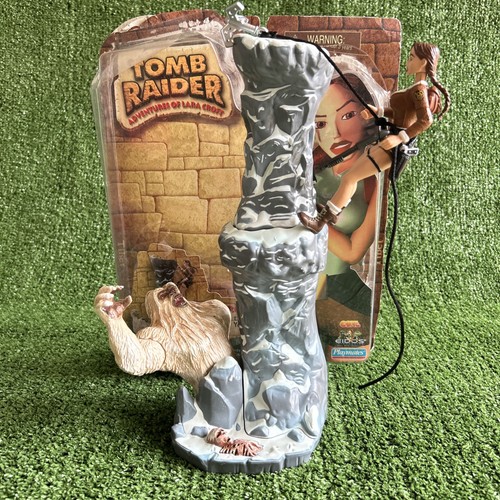 Tomb raider lara croft - tomb,