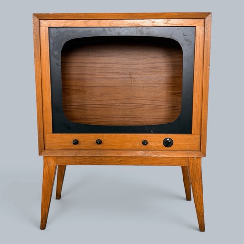 Vintage handmade oak - vintage, cat