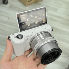 Sony Alpha a5000 Mirrorless