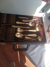 Unused 70 Piece 23/24 Karat