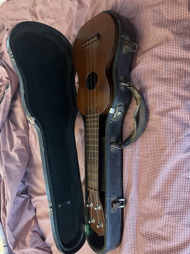 Vintage 1918 martin soprano - vintage,