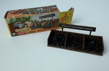 MERIT OO & HO Gauge 5031 Coal Bunker with Coal Model Railways Boxed