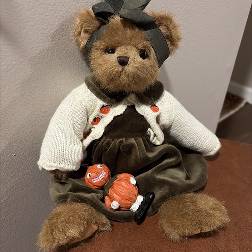Collectible plush teddy bear