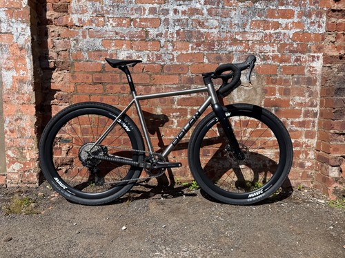 Dolan gxt gravel bike - gxt, titanium