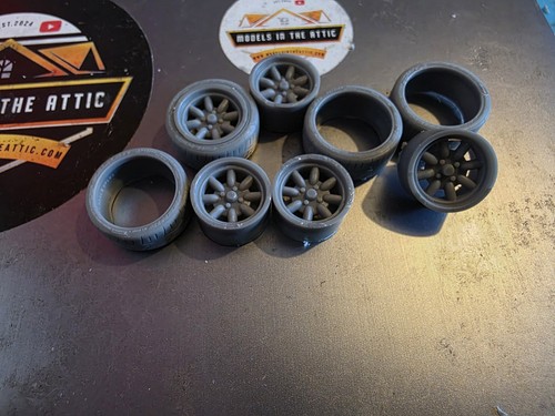 Scale superlites with - 1/24,