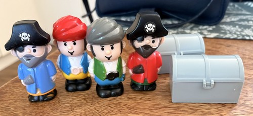 Plastic pirate figure lot plus - plastic,