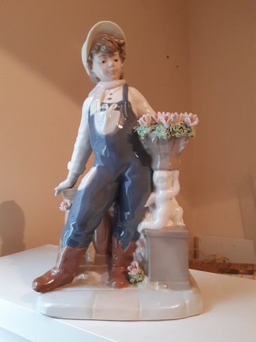 Large nao figurine - large, with