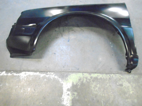 Front left wing 10l fits - wing,