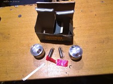 NOS EMGO TRIUMPH 650 T110 6T TR6 T120 PISTONS PINS CLIPS 040T