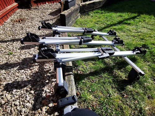 Roof rack cross bars - roof, audi