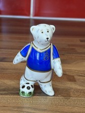 ROYAL CROWN DERBY MINIATURE