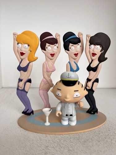 Mezco toyz family guy - family,