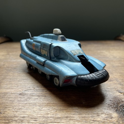 Dinky toys 104 captain - #104,