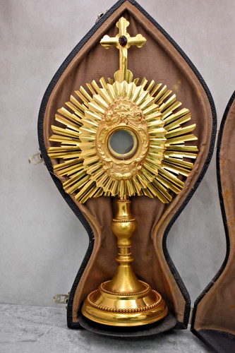 Vintage traditional monstrance - traditional,