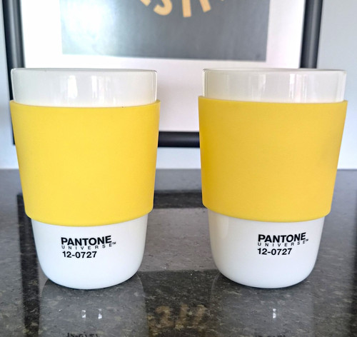 Pair pantone universe cups - pantone,