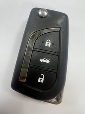 GENUINE TOYOTA 3 BUTTON REMOTE