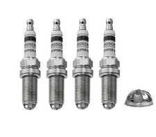 Spark Plugs x 4 Bosch Super 4  Fits Peugeot 206 207 307 1007 407 406 807 Renault