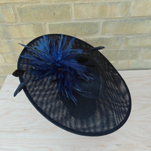 Black navy blue feather - black,
