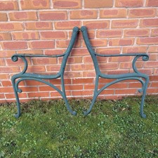 Elegant Garden Bench Heavy Duty Cast Iron Ends