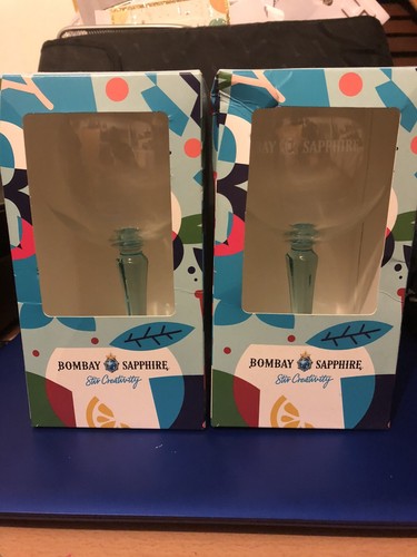 Bombay sapphire gin - bombay, sapphire,