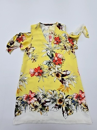 Zara yellow floral line - floral, a