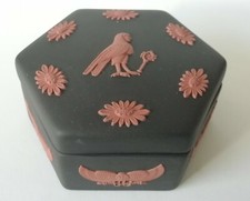 Wedgwood Terracotta Black