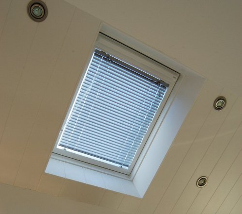 Aluminium venetian roof blind - venetian,
