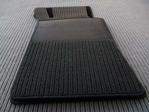 Rips ribbed car mats for