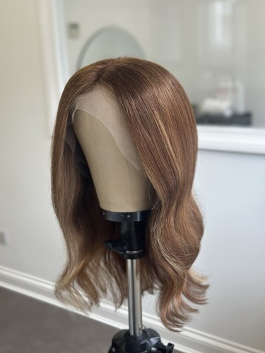Medium brown full - full, lace