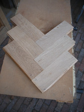 Solid oak parquet flooring