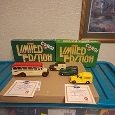 Corgi C91 Morris Minor van Set