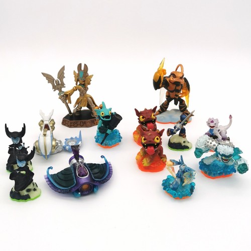 Broken skylanders figures - broken,