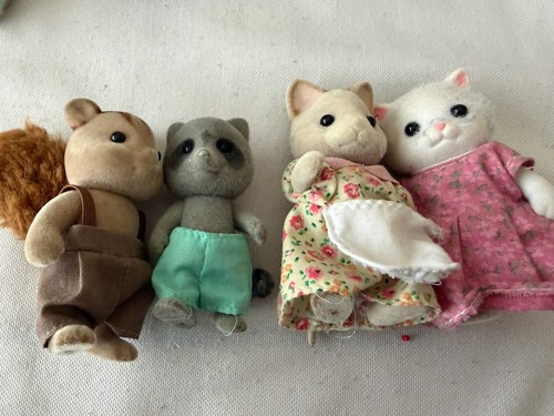 Sylvanian families bundle - sylvanian, of