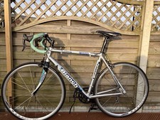 Bianchi Liquidgas  57cm Road Bike Campagnolo Xenon Groupset 