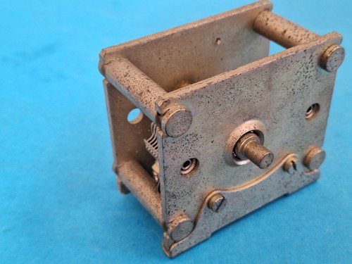 Tuning capacitor 570pf - tuning,