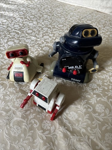 Vintage tomy robots d j - mr, d.j