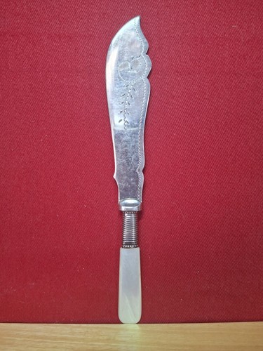 Ornate edwardian pearl - ornate, handle