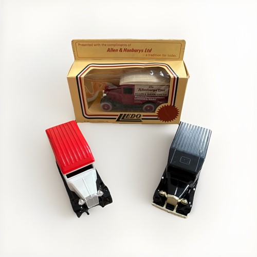 Lledo car models dr - models,