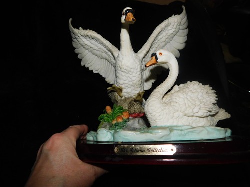 Juliana collection swans resin - collection,