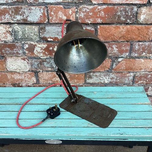 Vintage industrial lamp - vintage, lamp/light
