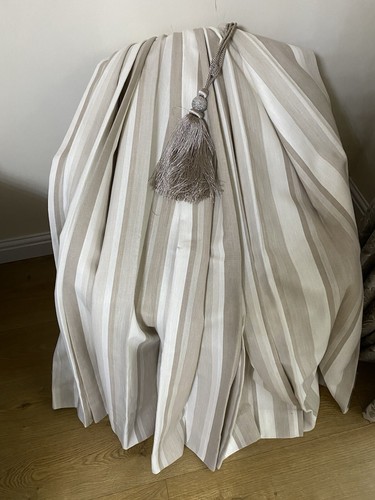Lovely bespoke laura ashley - laura,